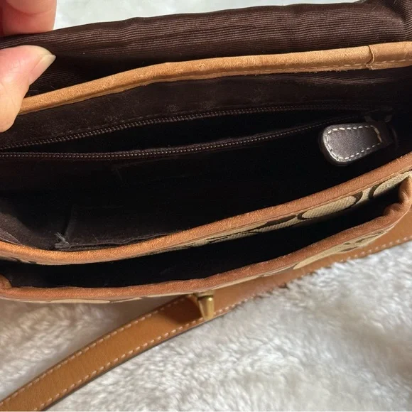 Coach Brown Tan Crossbody Bag - Picture 14 of 16